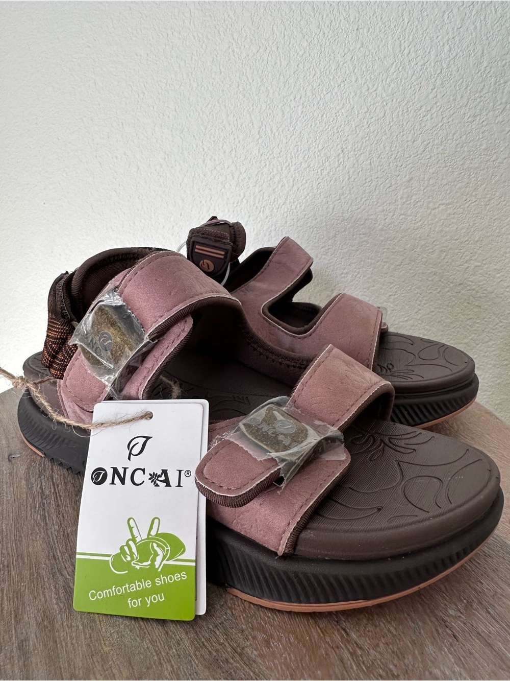 ONCAI Women's Orthopedic Adjustable Comfort Sandals
